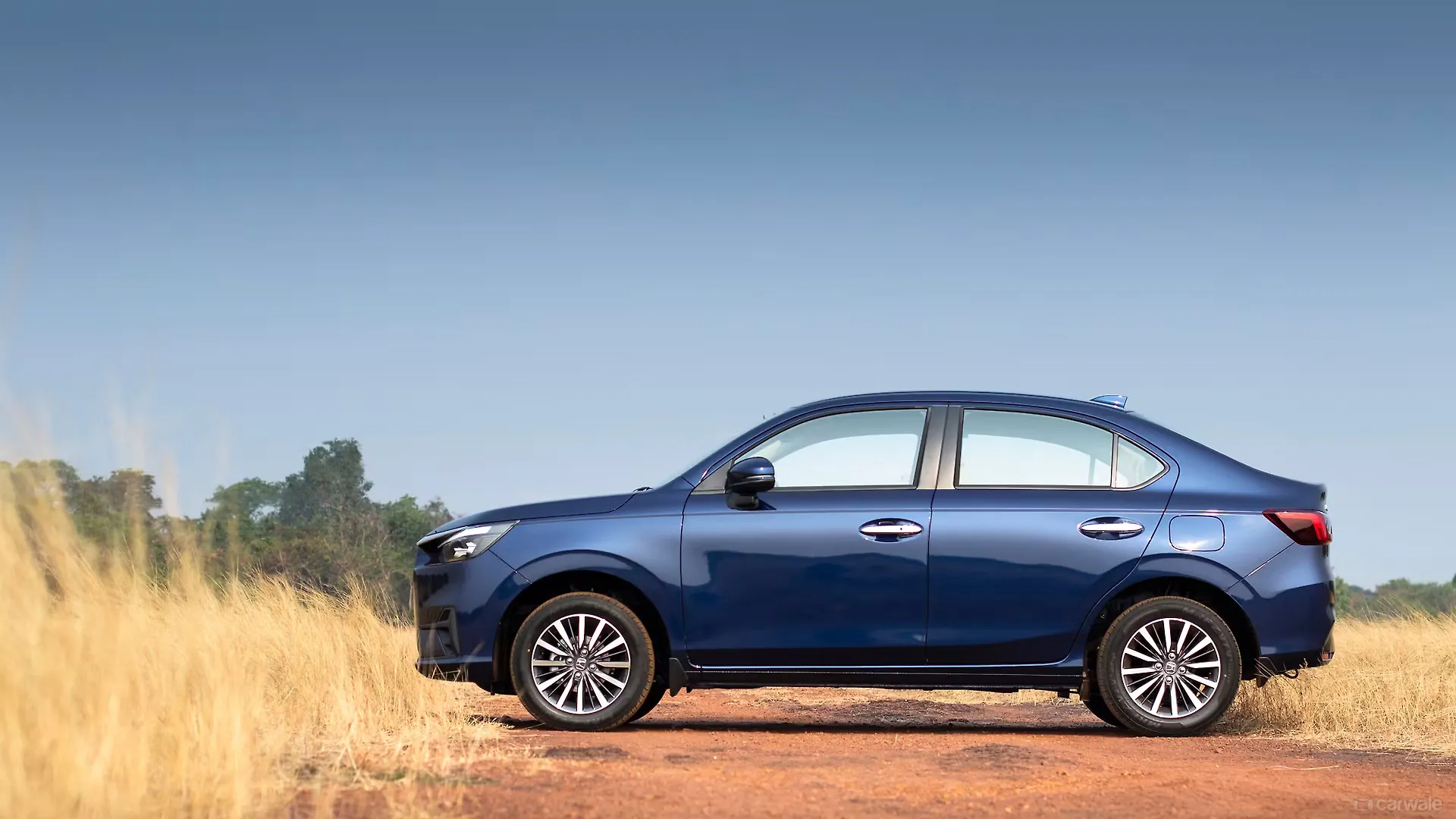 HONDA AMAZE thumbnail 2