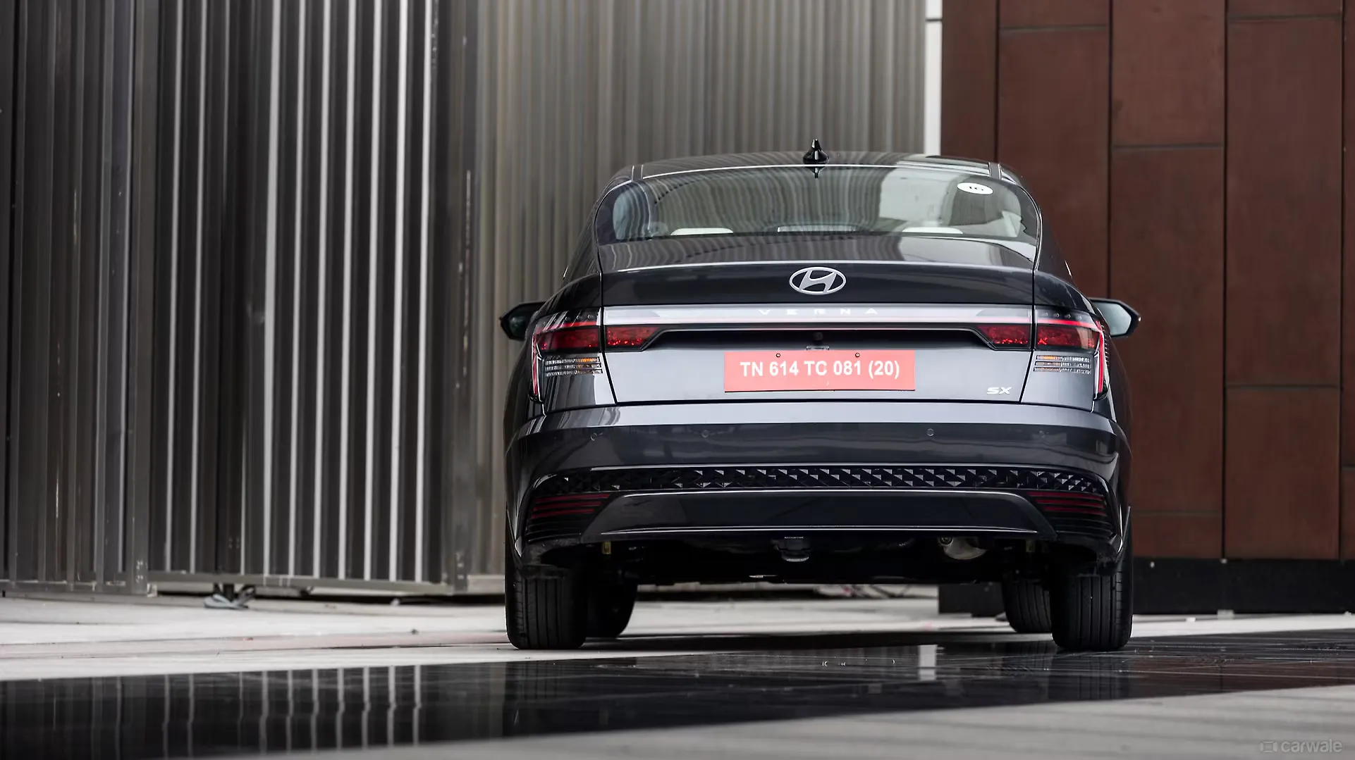 HYUNDAI VERNA thumbnail 3