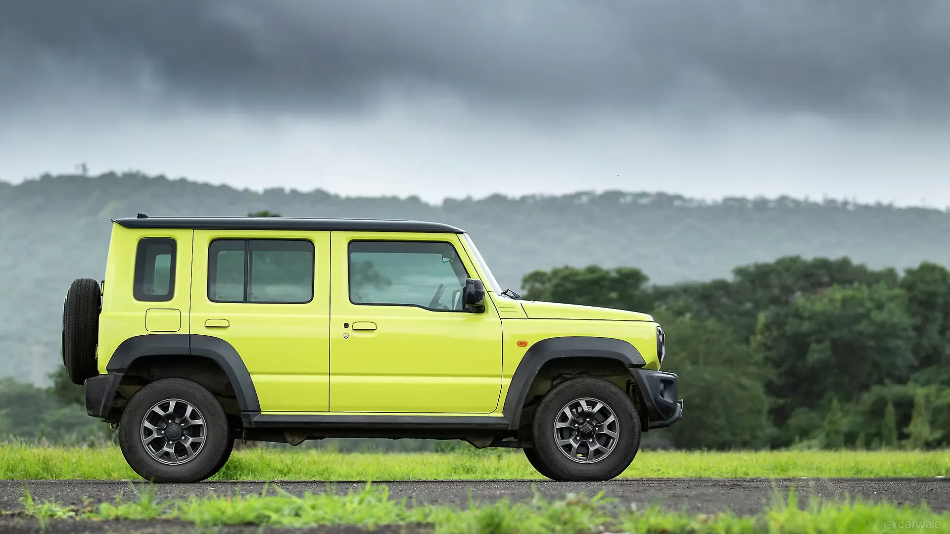 MARUTI SUZUKI JIMNY thumbnail 4