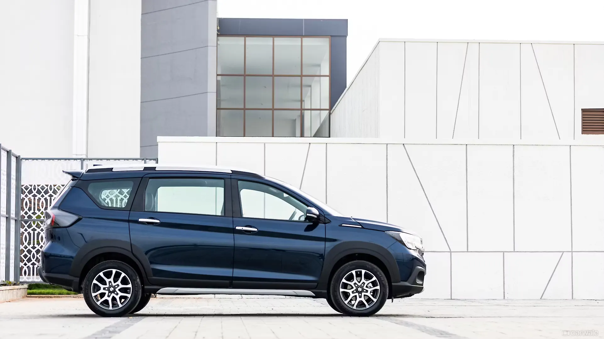 MARUTI SUZUKI XL6 thumbnail 3