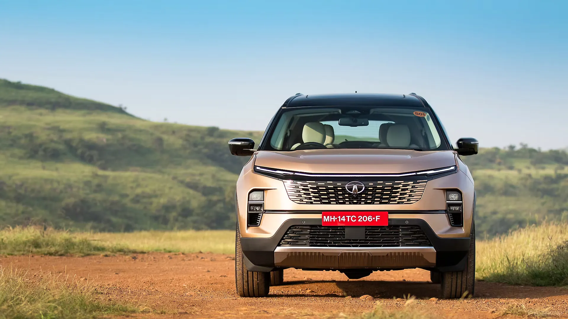 TATA SAFARI