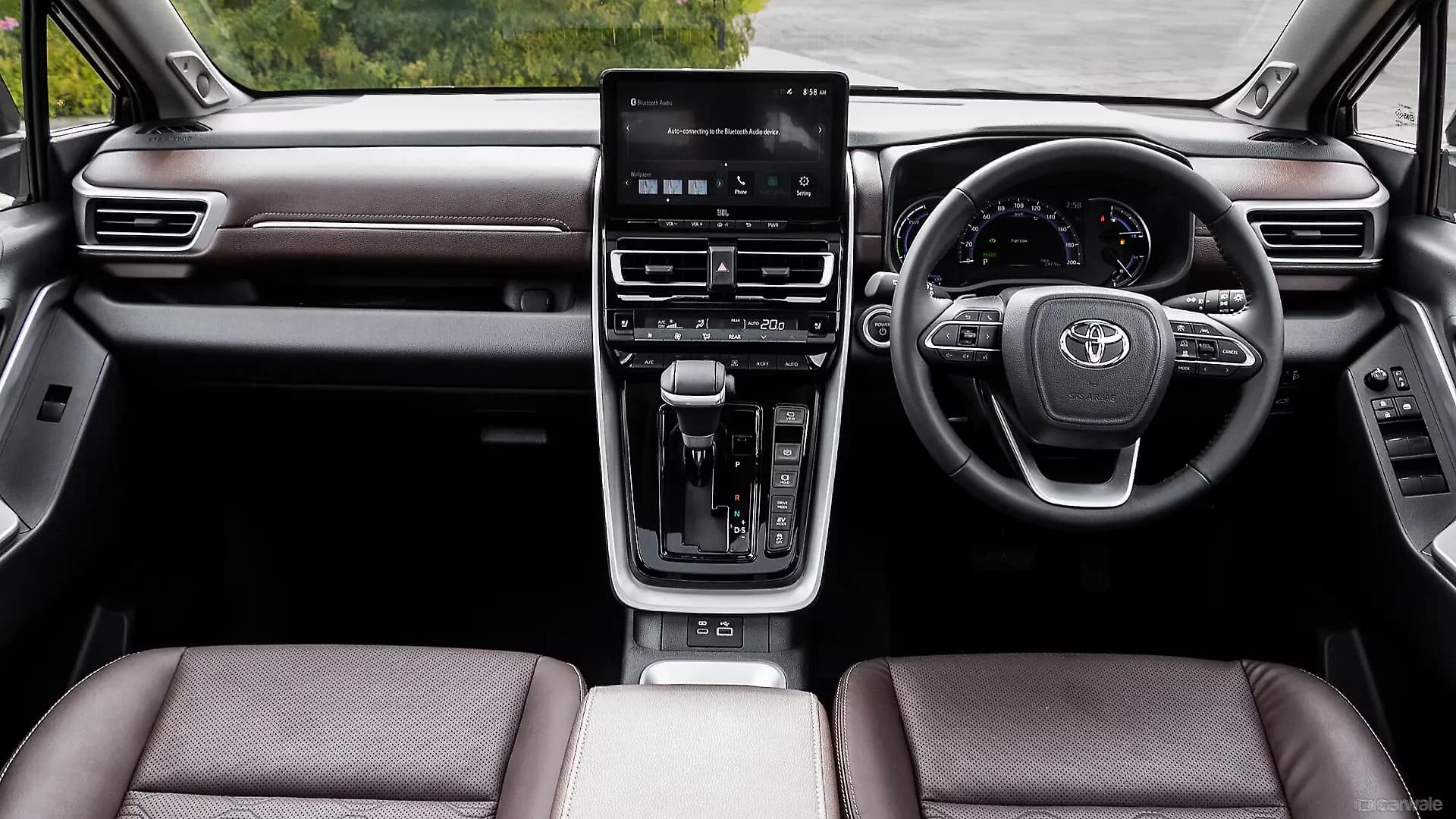 TOYOTA INNOVA HYCROSS thumbnail 5
